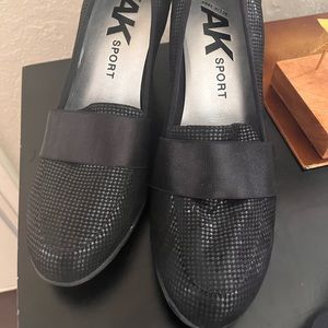 Anne Klein shows ,very comfortable, you can run in them! Great for all occasions